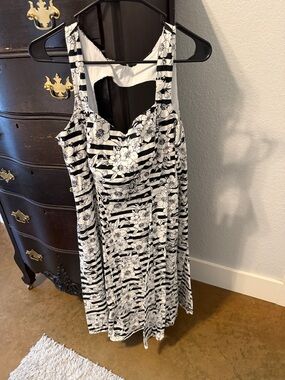 torrid Black and White Floral Striped Sundress